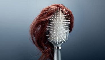 علت ریزش مو و چند راهکار برای جلوگیری از ریزش مو